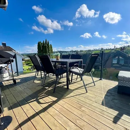 Bo Moderne Pa Falkum Med Utsikt Apartment Skien