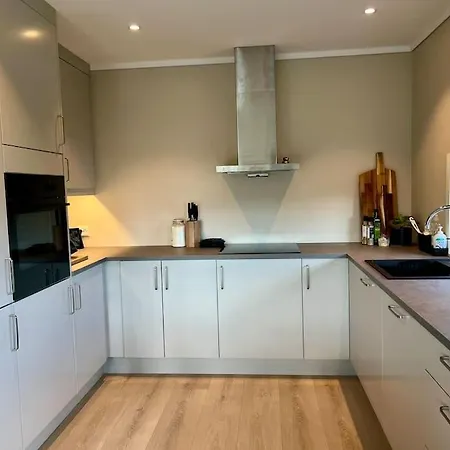 Apartment Bo Moderne Pa Falkum Med Utsikt *